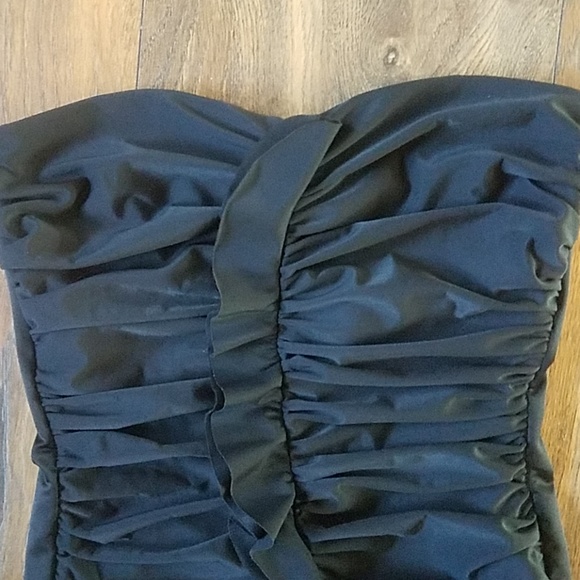 Miraclesuit one piece black swimsuit size medium - Picture 2 of 7